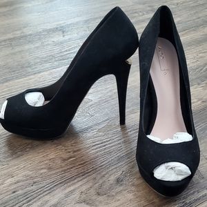 ALDO Black Pumps